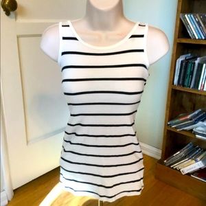Women’s black and white tank top